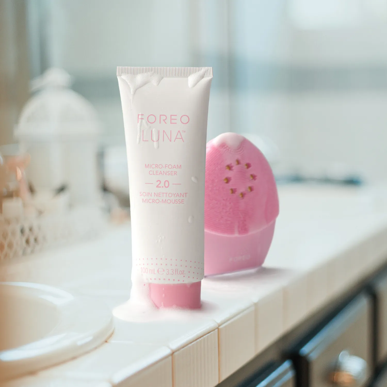 LUNA MICRO-FOAM CLEANSER 2.0 Мягкая очищающая пенка для лица