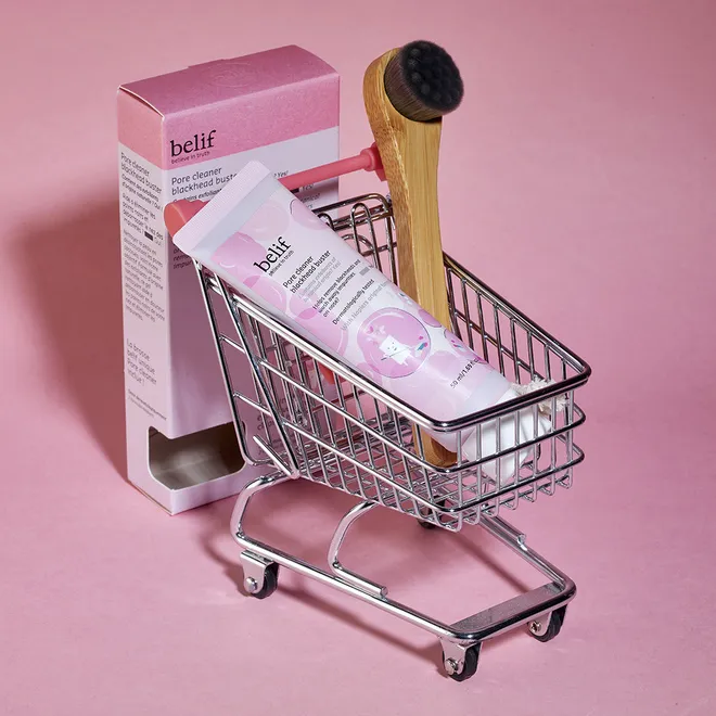 PORE CLEANER Гель против черных точек с щеточкой для лица