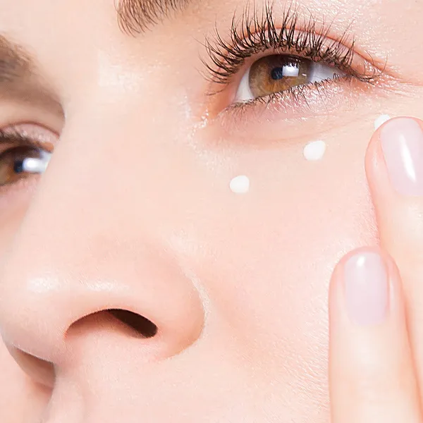 Total Eye Lift Концентрат с эффектом лифтинга для кожи вокруг глаз
