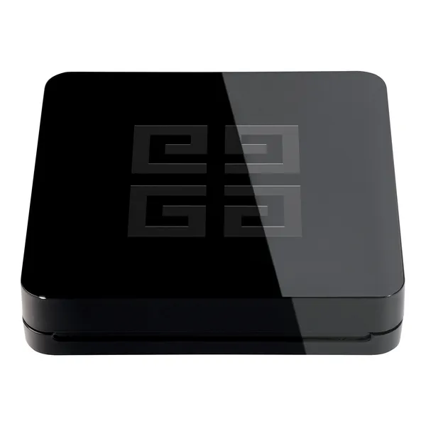 Le Soin Noir Компактный крем для лица SPF40 PA+++