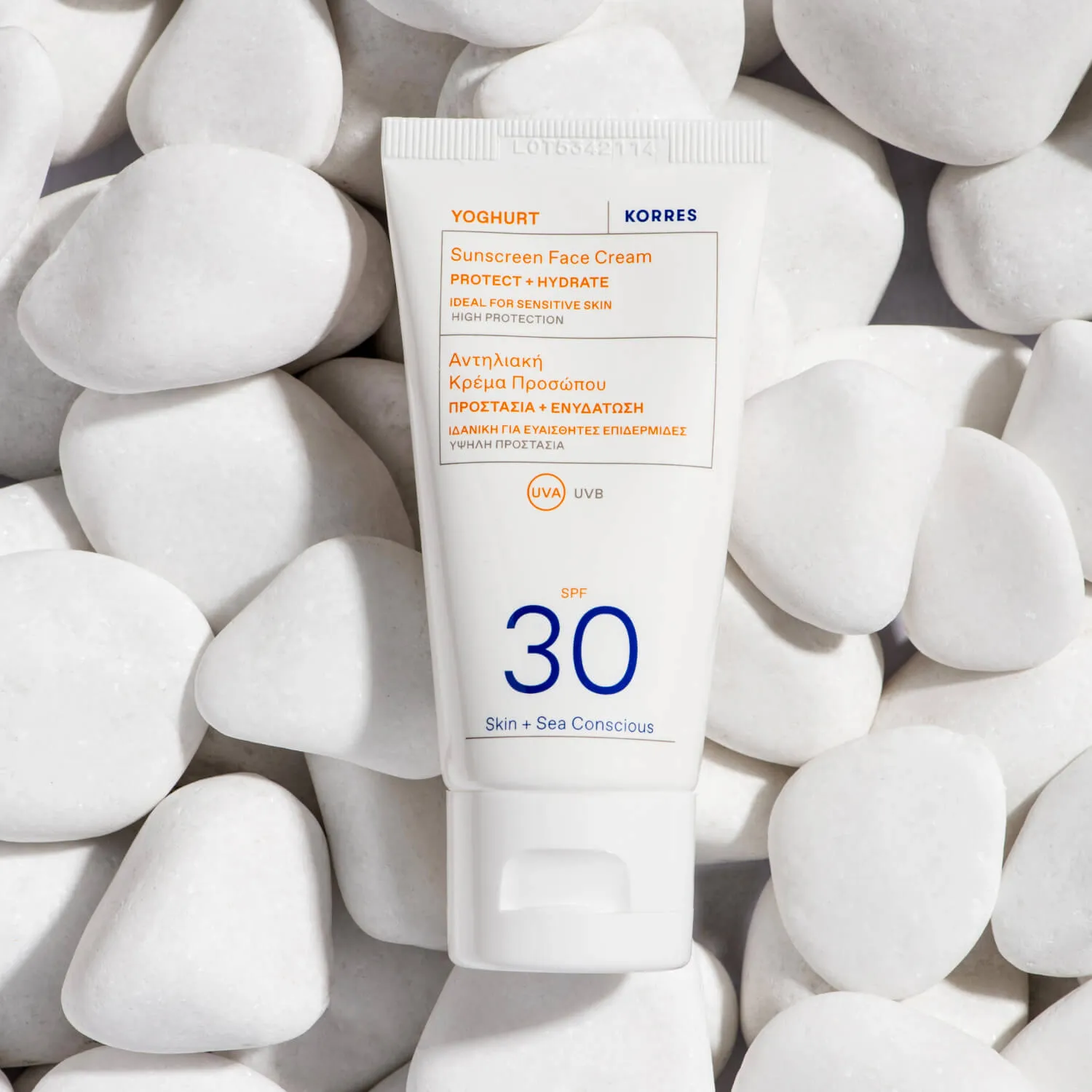 Солнцезащитный крем для лица SPF30