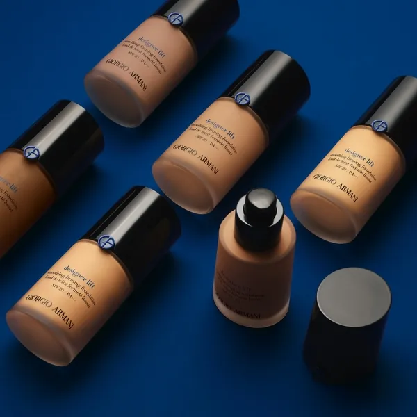 DESIGNER LIFT Тональный крем с эффектом лифтинга