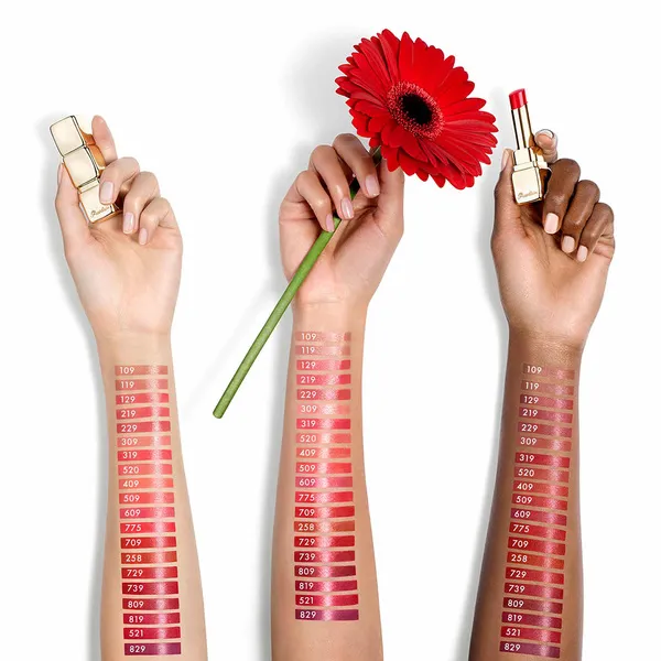 KissKiss Shine Bloom Помада для губ KissKiss Shine Bloom Помада для губ