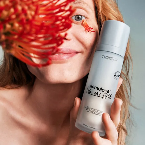 Невесомый тонизирующий крем для увлажнения кожи Невесомый тонизирующий крем для увлажнения кожи