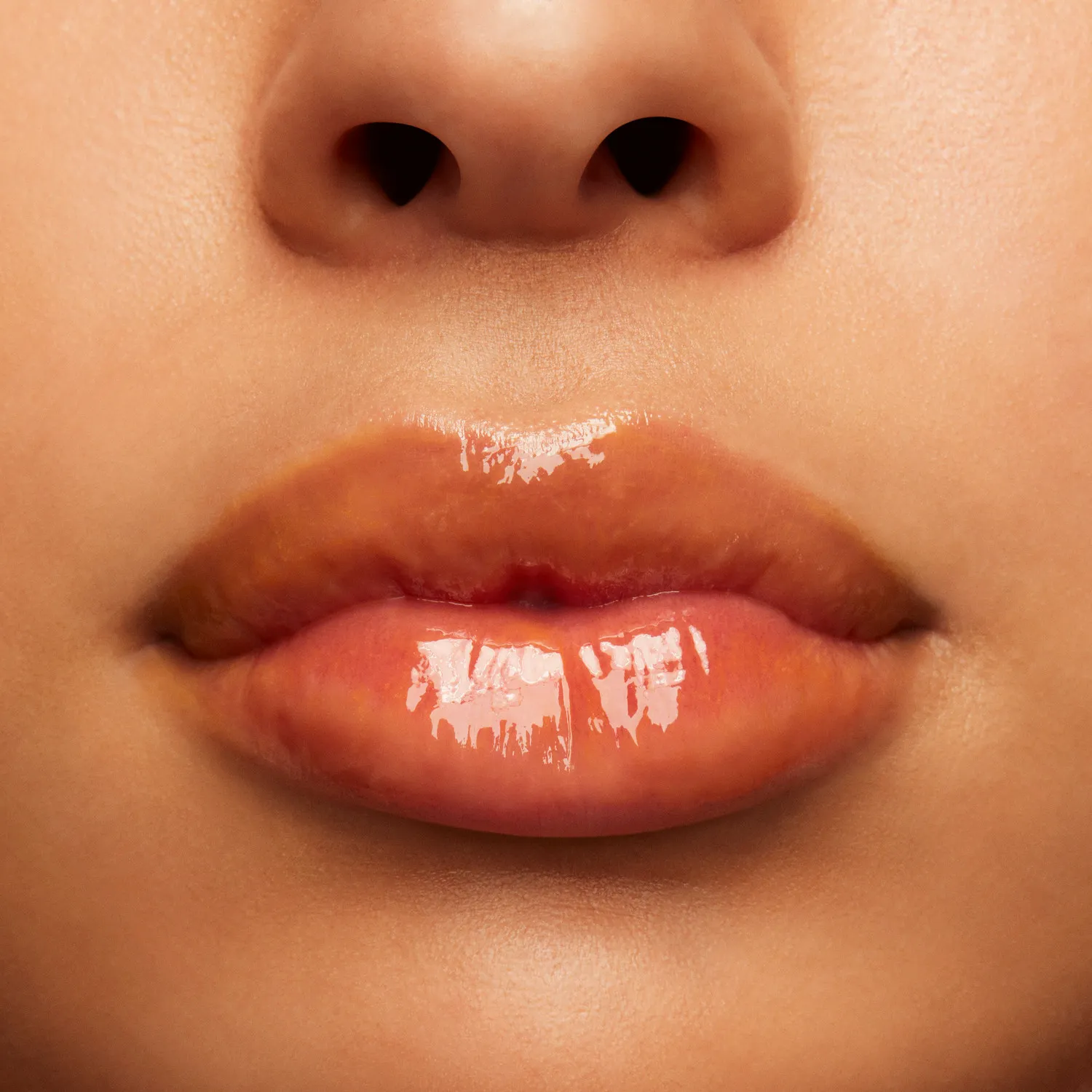 SQUIRT PLUMPING GLOSS STICK Бальзам для губ, придающий объем SQUIRT PLUMPING GLOSS STICK Бальзам для губ, придающий объем