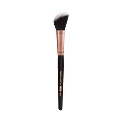 Blush & contouring brush Кисть для румян и контуринг,  номер 135