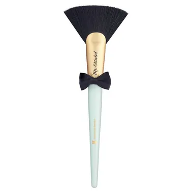 MR. CHISELED Кисть для контуринга