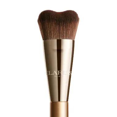 Gua Sha-Inspired Foundation Brush Кисть для тона, усиливающая эффект лифтинга 